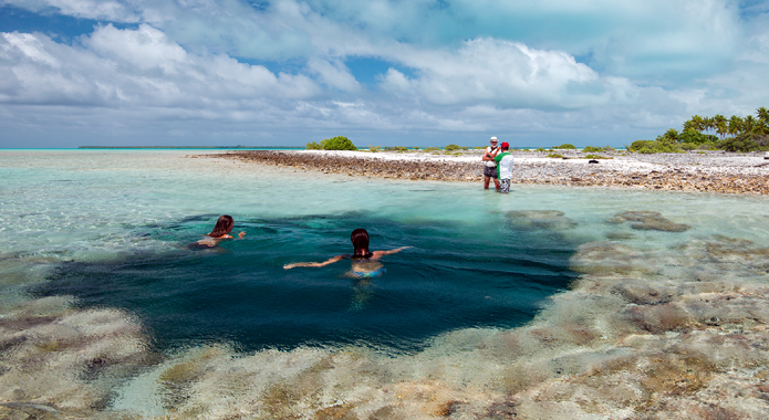 Anaa-Island_Tuamotu-Archipelago