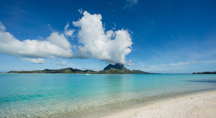 Ile-de-Bora-Bora_Archipel-des-Iles-Sous-le-vent-©G.LeBacon