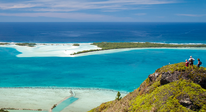 Ile-de-Raivavae_Archipel-des-Australes-motu-piscine