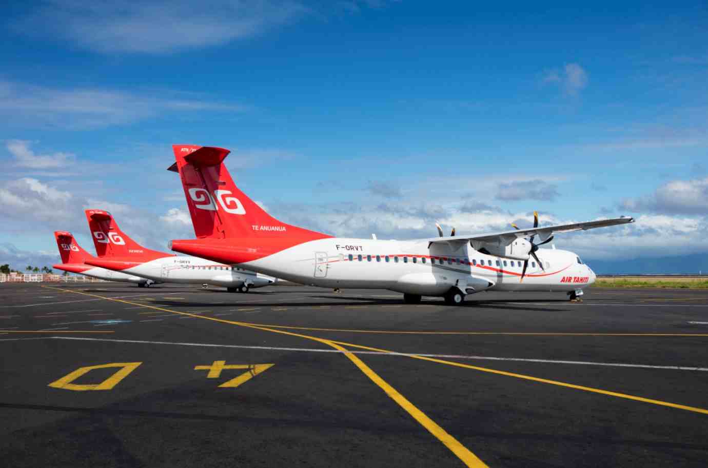 Air Tahiti, the airline connecting the islands of Tahiti Official website AIR TAHITI